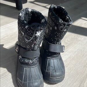 Kids Black Snow Boots- like kids size 10